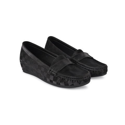 Buy premium loafers in lowest price