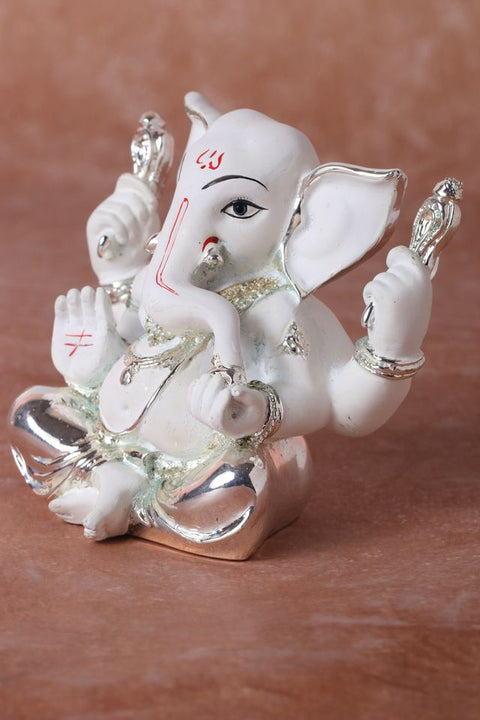 Divine Studio Pure Silver Plated White Big Ears 4 Hands Right Trunk 4 Inches Ganesha