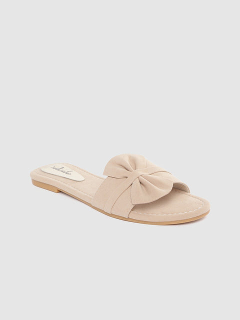 Buy flat sandals for women