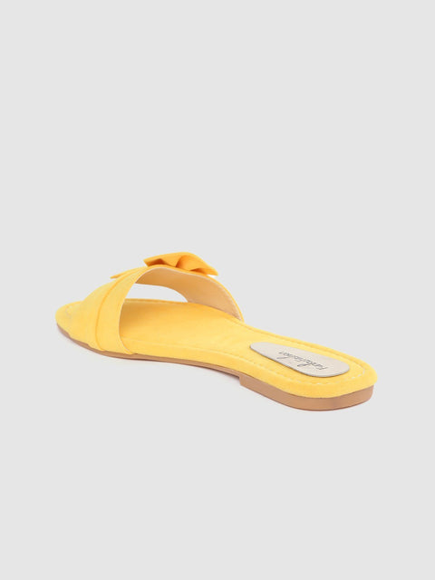 Buy flat sandal online]