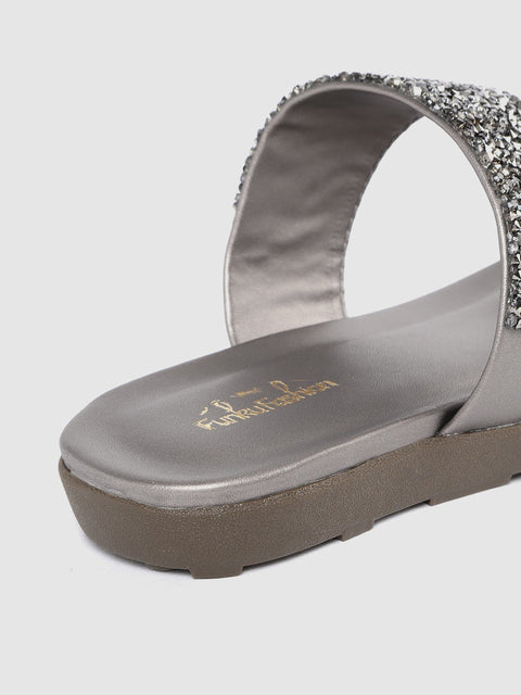 Buy flat sandals for women