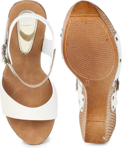 get great deals and discount on woman sandals